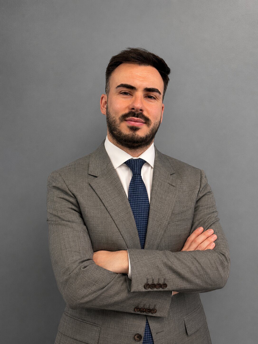 Carlos Serrano